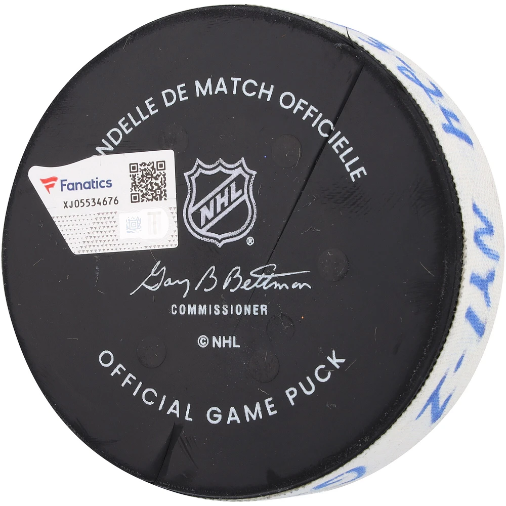 Rondelle de but utilisée par Brock Nelson lors du match des Islanders de New York contre les Rangers de New York le 13 avril 2024 - Premier des deux buts marqués