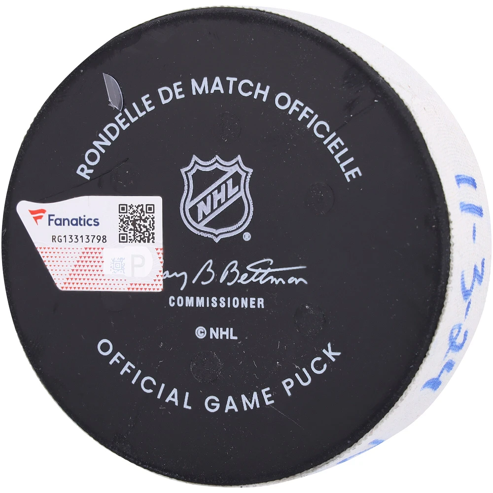 Rondelle de but utilisée par Brock Nelson lors du match des Islanders de New York contre les Rangers de New York le 3 novembre 2024