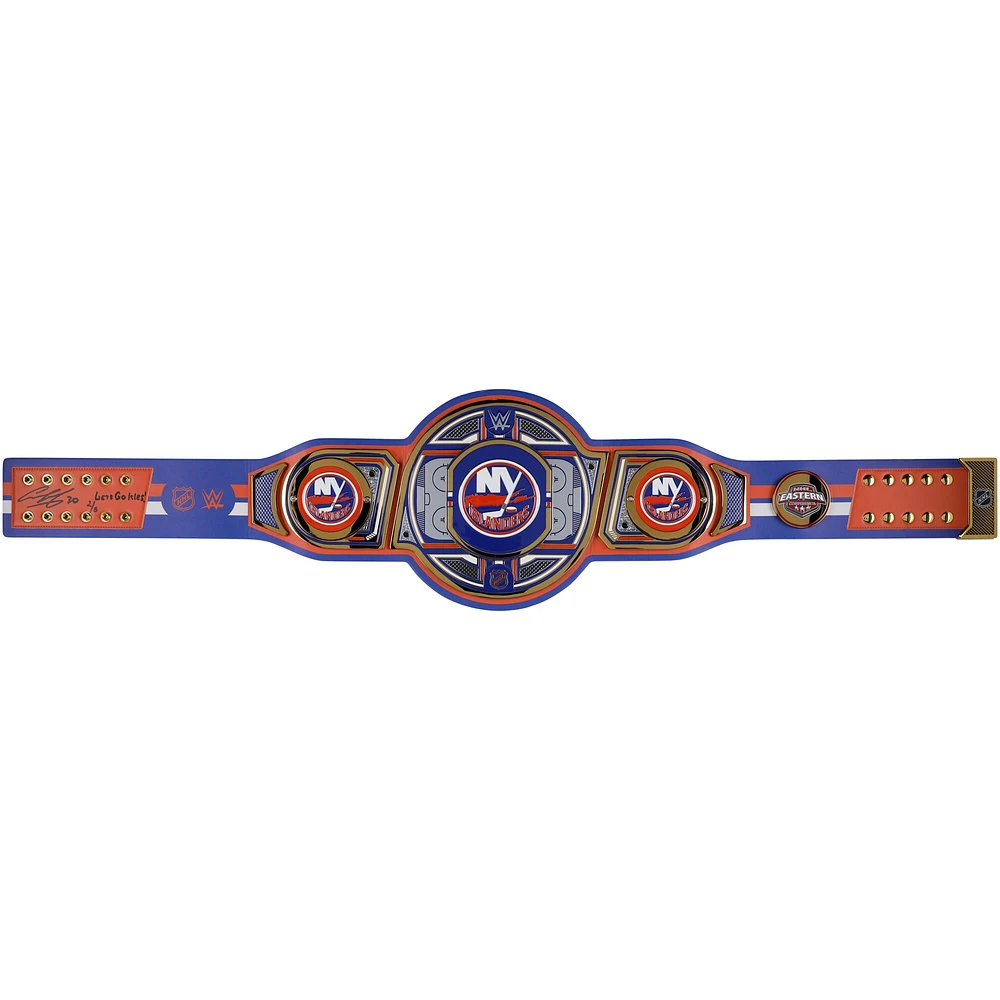 Ceinture de champion WWE Legacy autographiée par Ilya Sorokin des Islanders de New York avec l'inscription « Lets Go Isles ! » - Édition limitée à 5 exemplaires