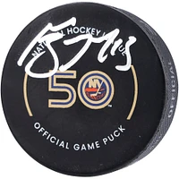 Rondelle de match officielle autographiée par Mat Barzal des Islanders de New York