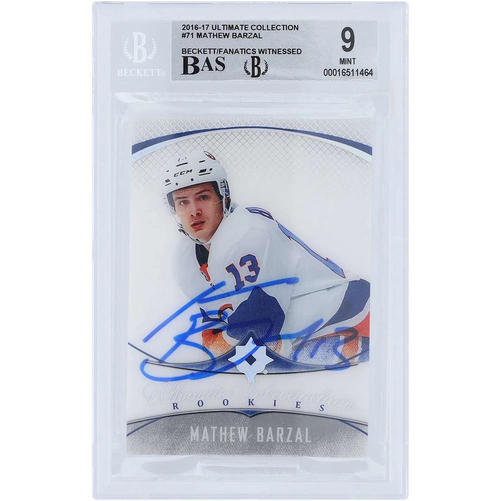 Carte de recrue 9/10 autographiée par Mathew Barzal des Islanders de New York, Upper Deck Ultimate Collection #71 Beckett Fanatics Witnessed 2016-17, authentifiée
