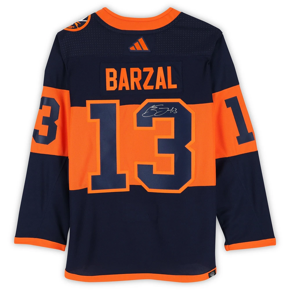 Maillot adidas authentique dédicacé par Mathew Barzal des Islanders de New York pour la Stadium Series 2024