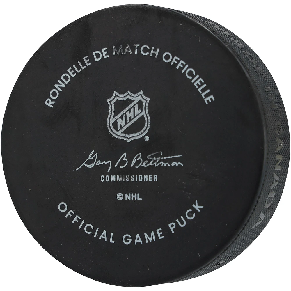 Rondelle de match officielle autographiée par Mathew Barzal des Islanders de New York avec l'inscription « Barzy »