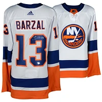 Mathew Barzal Islanders de New York Maillot authentique blanc autographié Adidas