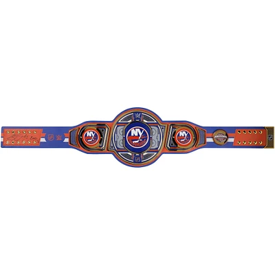 Ceinture de titre WWE Legacy autographiée par Mathew Barzal des New York Islanders avec inscription « Barzy