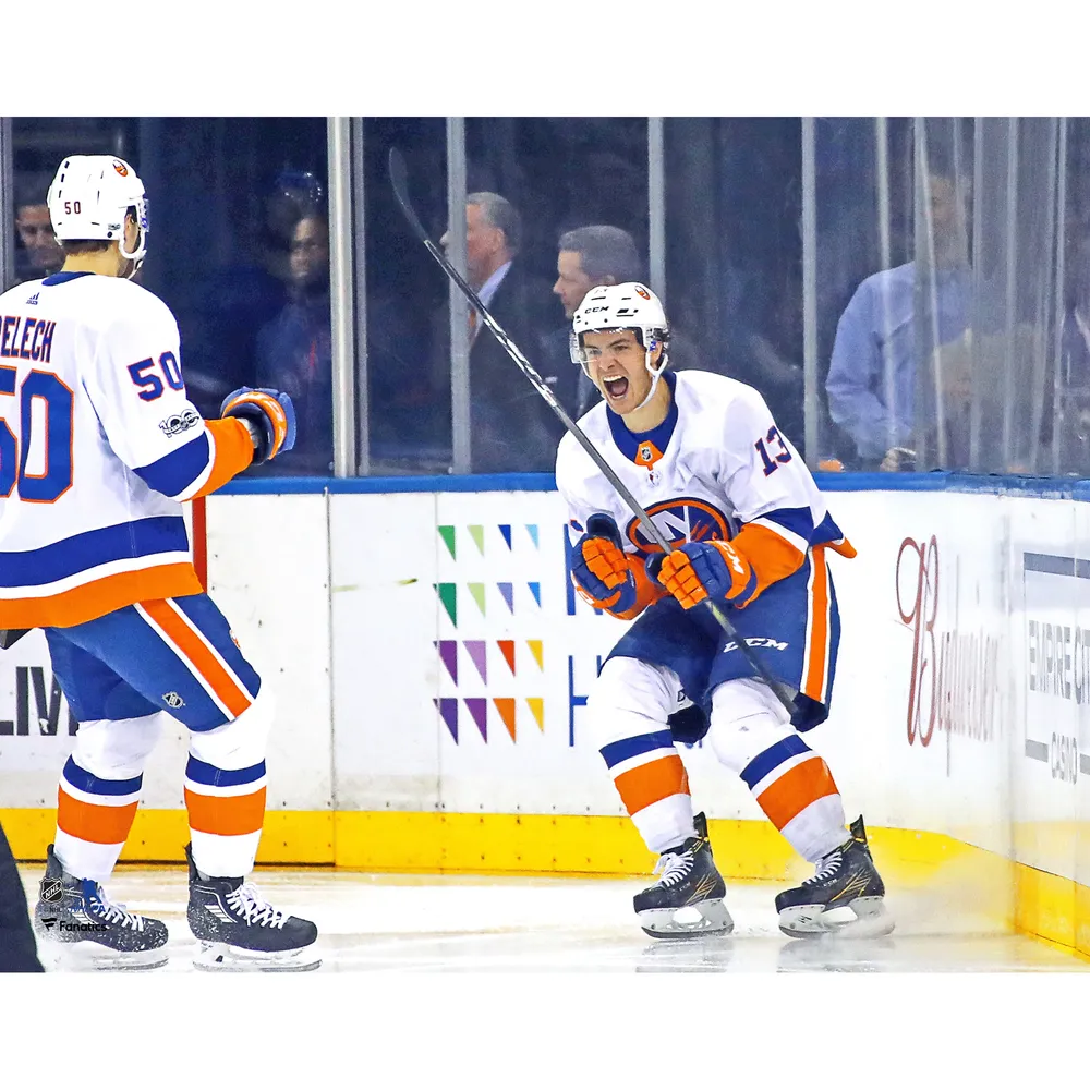 NEW YORK ISLANDERS Shirt Mens Large Blue Mathew Barzal 13 NHL Hockey Logo