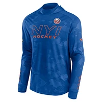 Sweat à capuche camouflage authentique Pro Locker Room Fanatics Royal New York Islanders pour hommes