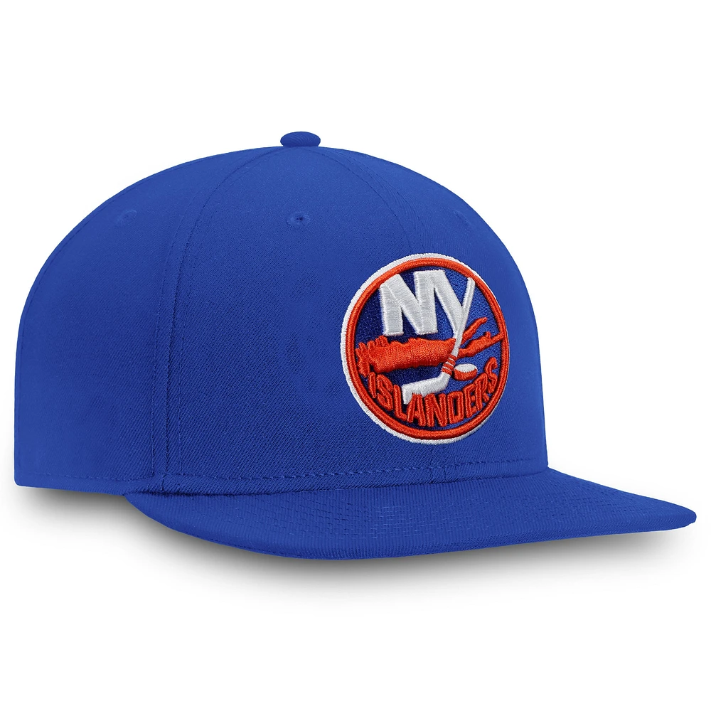 Casquette ajustée avec logo principal Fanatics Royal New York Islanders pour hommes