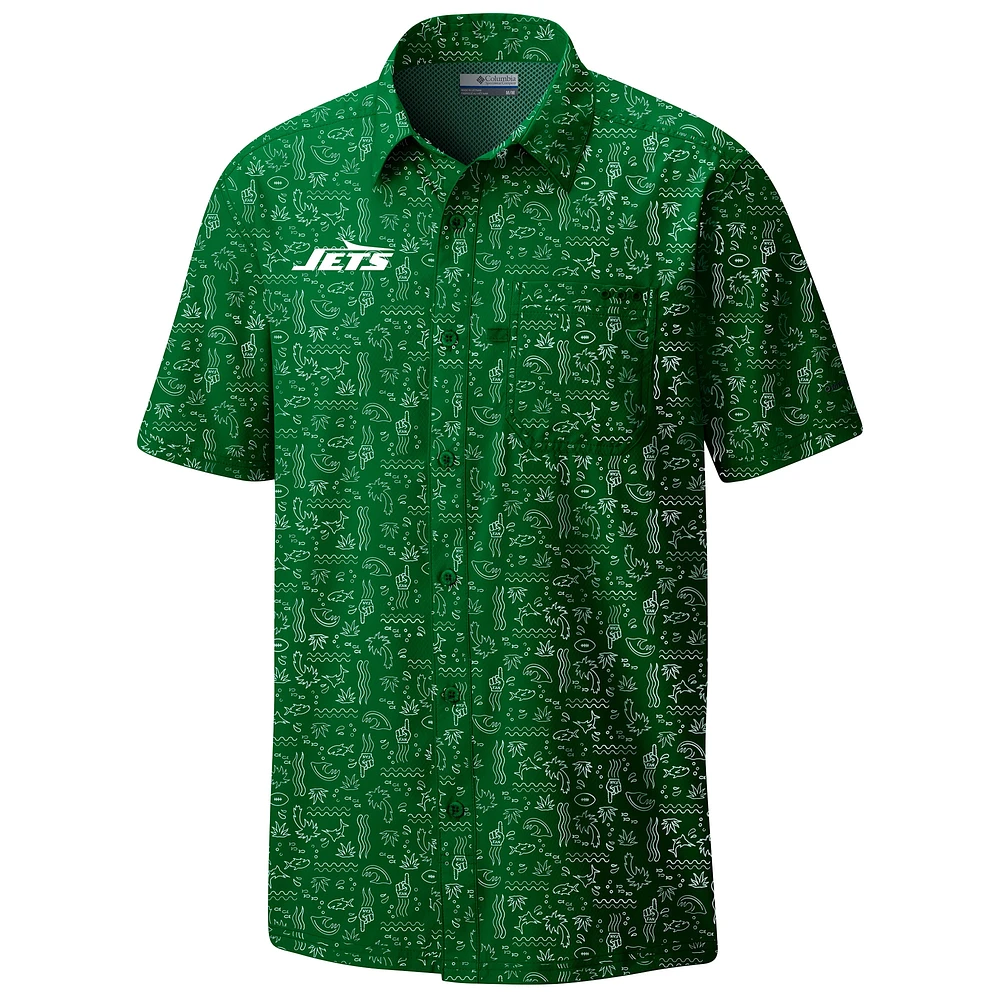 Men's Columbia PFG Green New York Jets Super Slack Tide Omni-Wick Button-Up Shirt