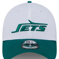 Casquette flexible 39THIRTY New Era pour hommes, blanc/vert, York Jets 2024 NFL Training Camp