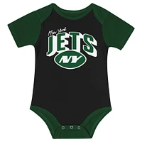 Newborn & Infant New York Jets Dynamic Duo Bodysuit, Bib Knit Hat Set