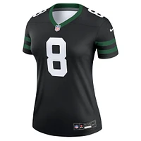 Haut de performance joueur alternatif Nike Aaron Rodgers Legacy noir des New York Jets pour femme