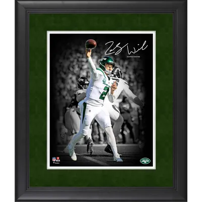 Lids Zach Wilson New York Jets Fanatics Authentic Autographed 11 x 14  Fist Pump Spotlight Photograph