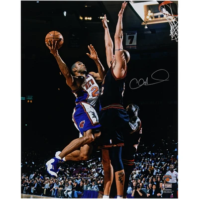 Allan Houston New York Knicks Autographed 16" x 20" Layup vs. Philadelphia 76ers Photograph