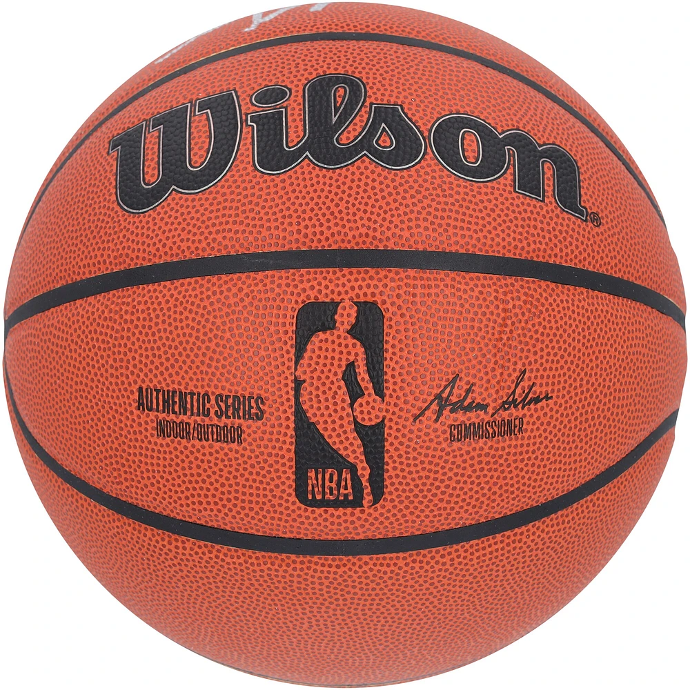 Ballon de basket-ball d'intérieur/extérieur Wilson Authentic Series autographié par Amar'e Stoudemire New York Knicks