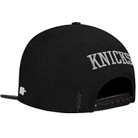 Men's Pro Standard  Cream/Black New York Knicks French Terry Snapback Hat