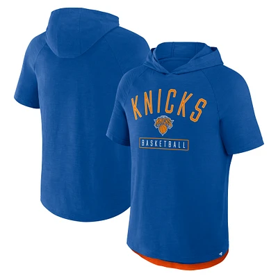 T-shirt à capuche raglan bleu fanatiques pour homme, New York Knicks, légende de la passe
