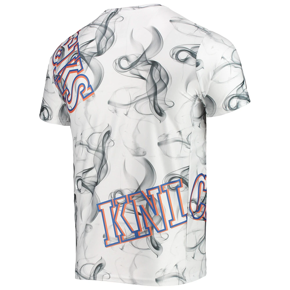 T-shirt FISLL New York Knicks Asymmetric Bold Smoke blanc/noir pour homme