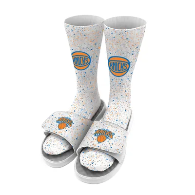New York Knicks ISlide Team Logo Speckle Socks & Slide Sandals Bundle - White