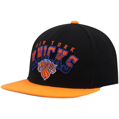 New York Knicks Mitchell & Ness Gradient Wordmark Snapback Hat