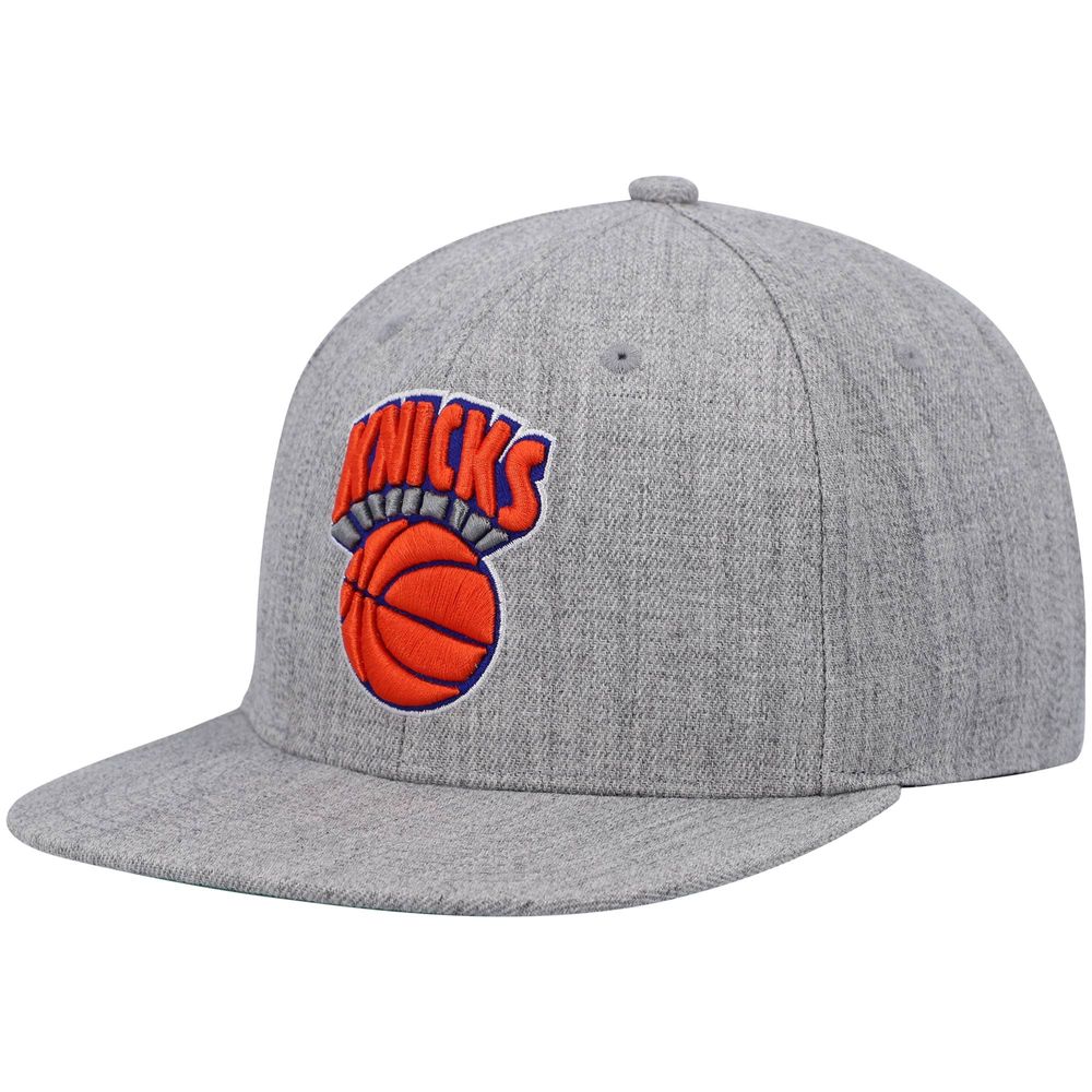 Men's Mitchell & Ness Heathered Gray New York Knicks Hardwood Classics Team 2.0 Snapback Hat