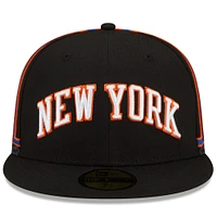 Men's New Era Black York Knicks 2021/22 City Edition Official 59FIFTY Fitted Hat