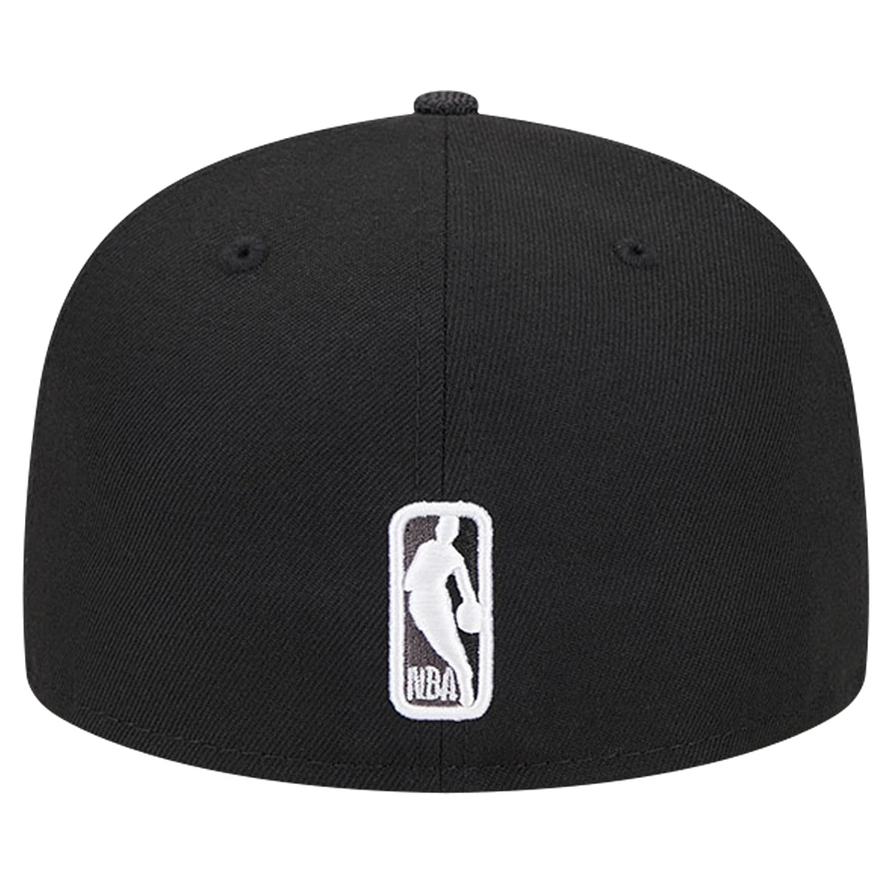 Casquette ajustée New Era 59FIFTY Active en nylon balistique noir pour homme, des York Knicks