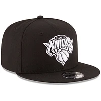 Men's New Era Black New York Knicks Black & White Logo 9FIFTY Adjustable Snapback Hat