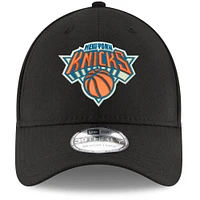 Men's New Era Black York Knicks Official Team Color 39THIRTY Flex Hat