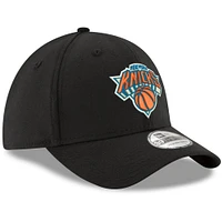 Men's New Era Black York Knicks Official Team Color 39THIRTY Flex Hat