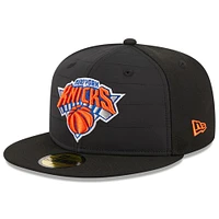 Casquette ajustée 59FIFTY matelassée New Era noire pour hommes des York Knicks