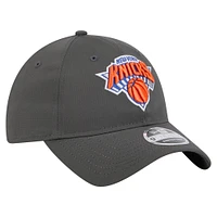 Casquette ajustable New Era 9TWENTY Active Ripstop des New York Knicks, couleur anthracite, pour homme