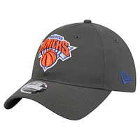 Casquette ajustable New Era 9TWENTY Active Ripstop des New York Knicks, couleur anthracite, pour homme