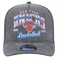 Men's New Era  Charcoal New York Knicks Throwback Washed Pre-Curved 9FIFTY Snapback Hat