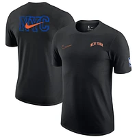 Men's Nike Black New York Knicks 2022/23 City Edition Courtside Max90 Backer Relaxed Fit T-Shirt