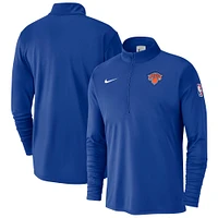 Haut à demi-zip Nike bleu New York Knicks 2024/25 Courtside Performance pour homme