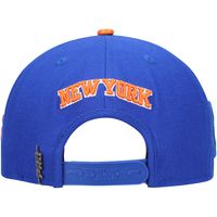 Men's Pro Standard Blue New York Knicks Roses Snapback Hat