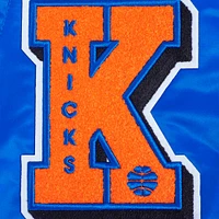 Veste à boutons-pression en satin sublimé Pro Standard Royal New York Knicks pour homme