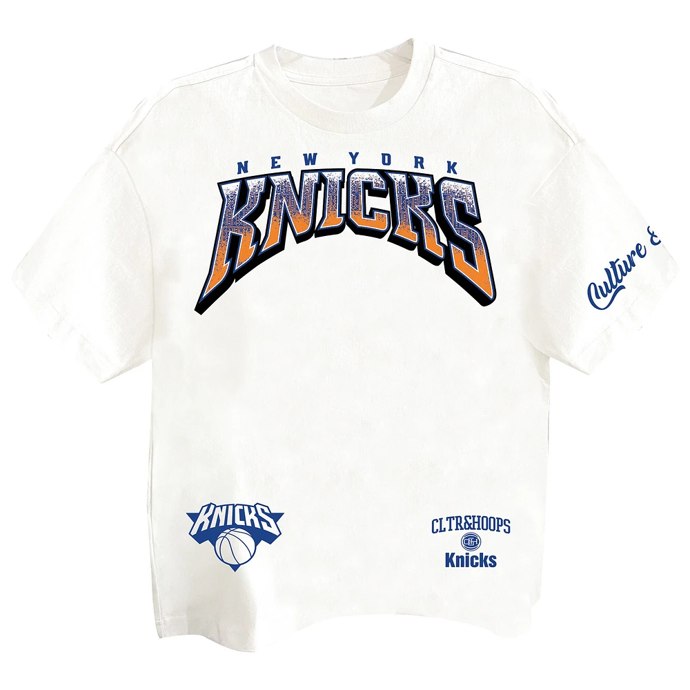 T-shirt premium blanc Two Hype pour homme, collection Drip & Dime des New York Knicks
