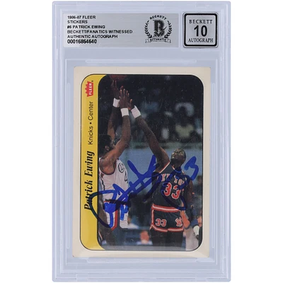 Patrick Ewing New York Knicks Autocollant Fleer autographié 1986 #6 Beckett Fanatics a été témoin d'une carte recrue authentifiée 10