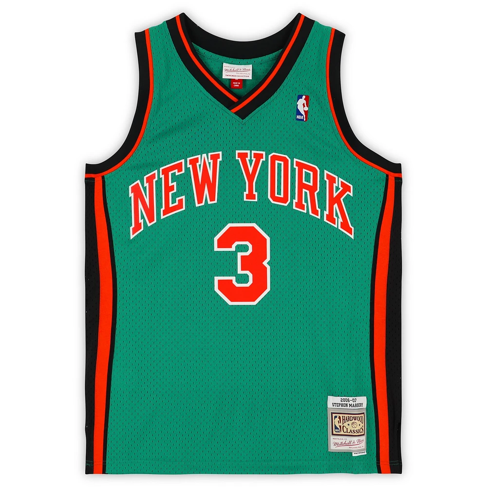 Maillot Swingman dédicacé par Stephon Marbury des New York Knicks, vert, Mitchell & Ness 2006-07