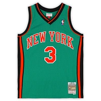 Maillot Swingman dédicacé par Stephon Marbury des New York Knicks, vert, Mitchell & Ness 2006-07