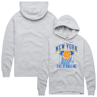 Sweat à capuche unisexe Homage Ash New York Knicks Hometown Edition Tri-Blend Raglan