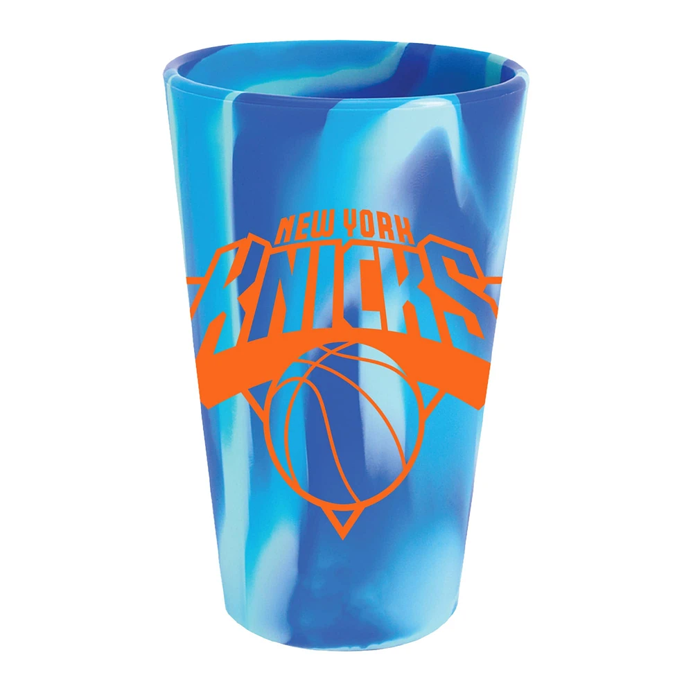 WinCraft New York Knicks 16oz. Verre à pinte en silicone à la mode