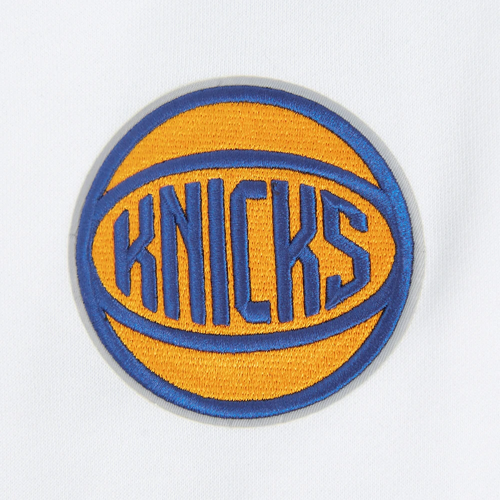 Sweat à capuche court en chenille avec appliques pour femme Pro Standard New York Knicks City Edition 2024/25 blanc