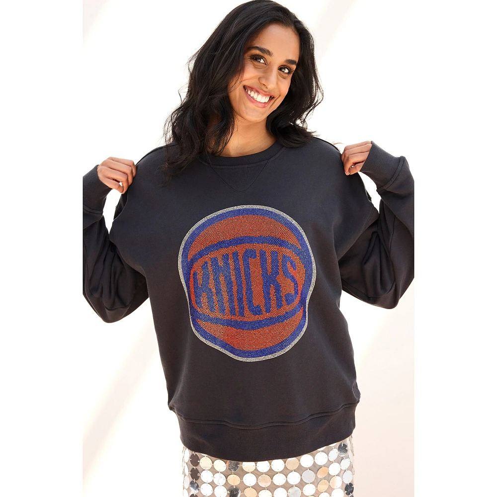 Sweat-shirt à capuche noir avec logo en pierres précieuses des New York Knicks pour femme Terez