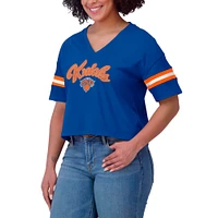 T-shirt à col en V blocs de couleurs bleu New York Knicks WEAR by Erin Andrews pour femme