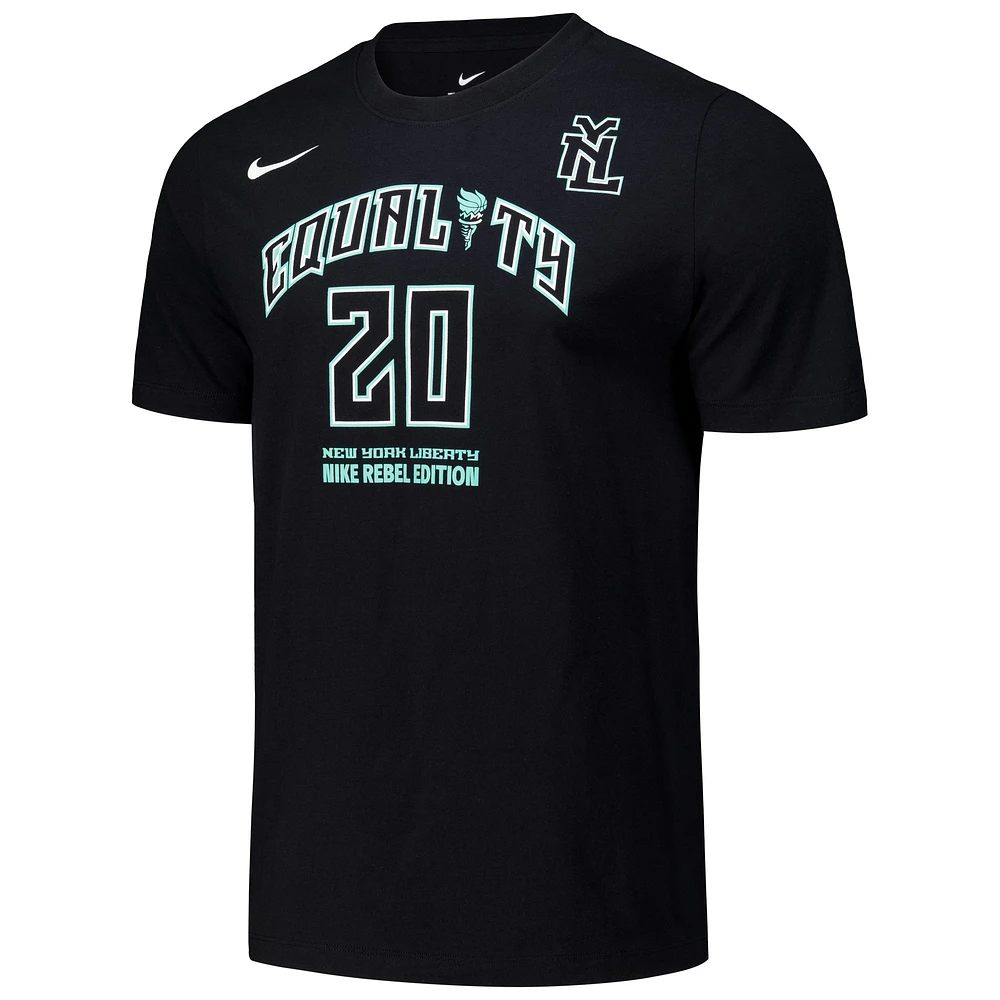 T-shirt unisexe avec nom et numéro Nike Sabrina Ionescu noir New York Liberty Rebel Edition