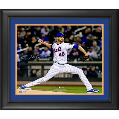 Jacob deGrom New York Mets Unsigned Pitching vs. Atlanta Braves Photograph
