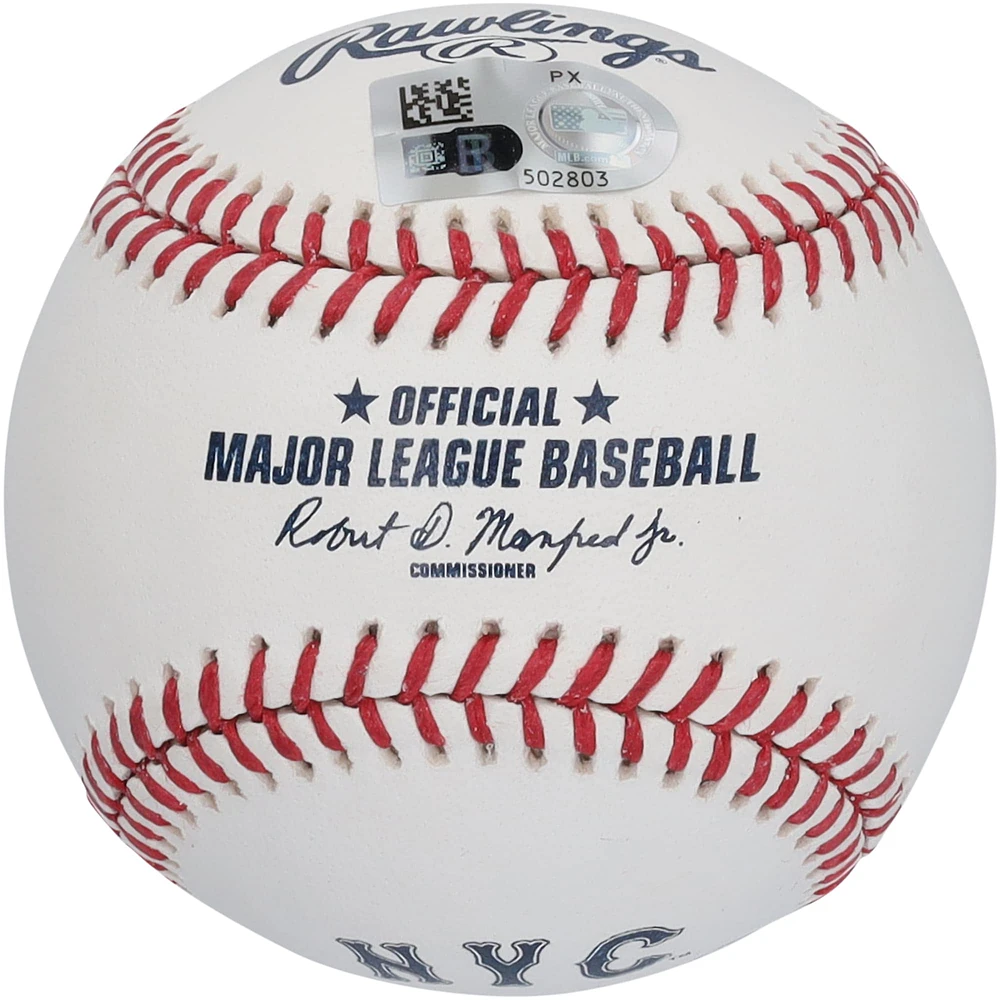 Juan Soto, New York Mets, a dédicacé le logo City Connect 2024 de sa casquette de baseball